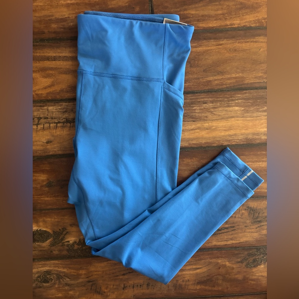 NWT CALIA by Carrie Underwood Blue Leggings With Pockets